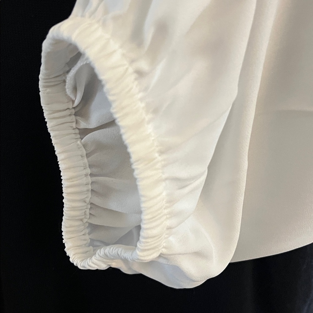 Cable & Gauge twofer sweater black knit body ivory poplin sleeves ruffle neck XL - Picture 10 of 15